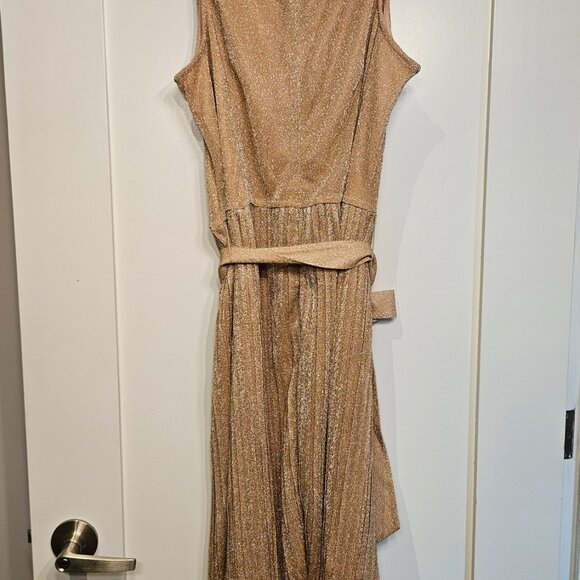 Cleo Dress with Bow - Picture 3 of 6